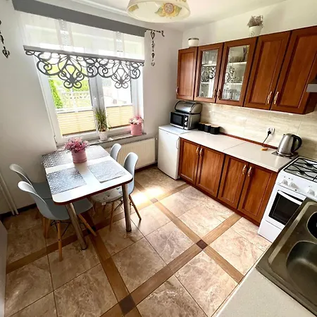 - 100 Krokow Do Jeziora Na Kaszubach Rokity (Pomerania)