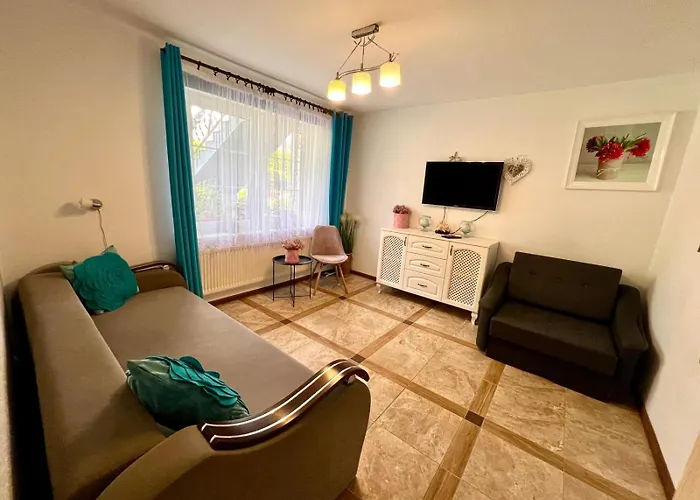 - 100 Krokow Do Jeziora Na Kaszubach Apartment